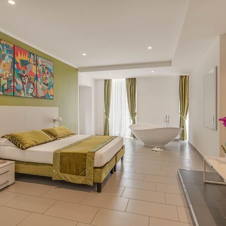 Trevi Palace Hotel Рим Экстерьер фото