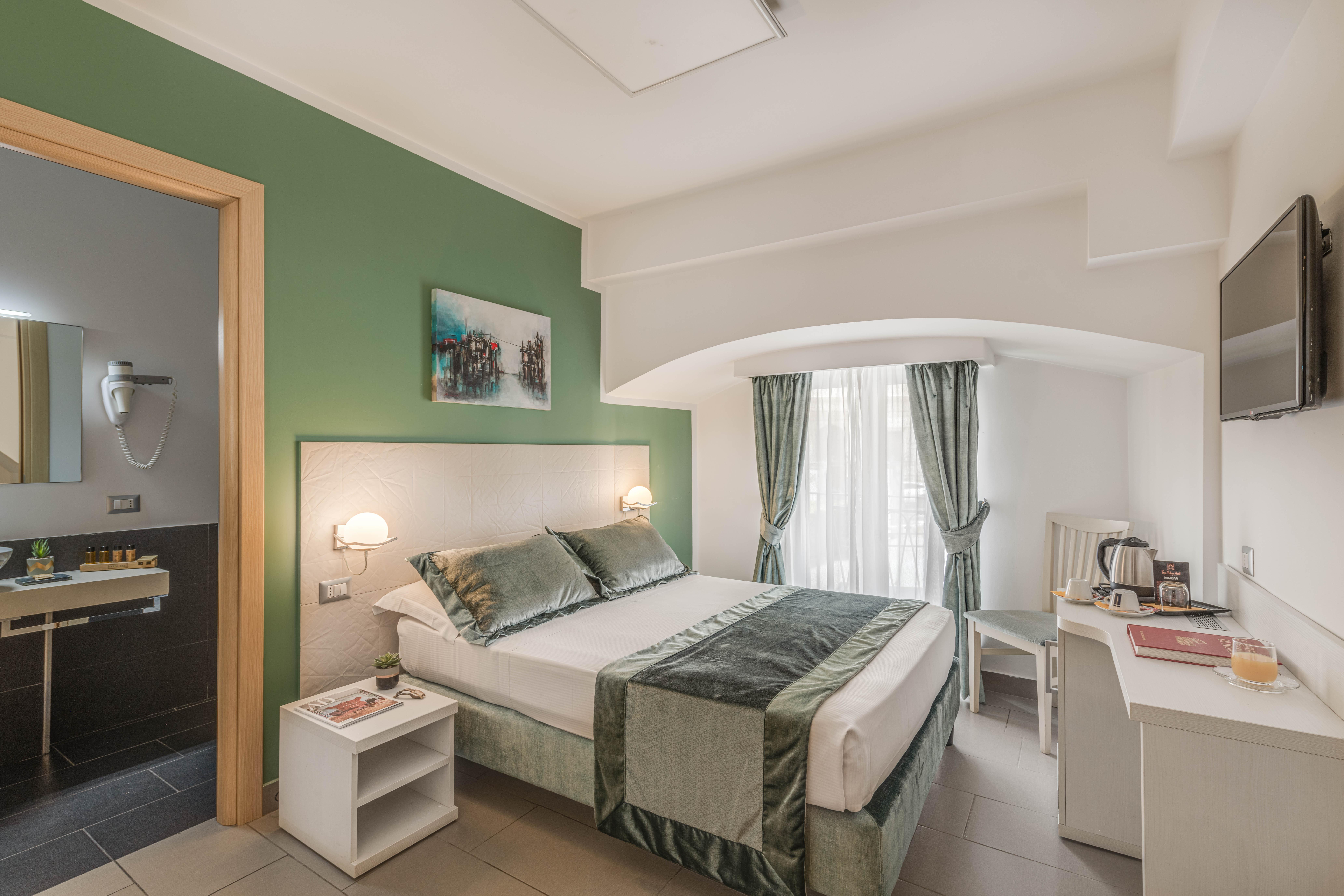 Trevi Palace Hotel Рим Экстерьер фото
