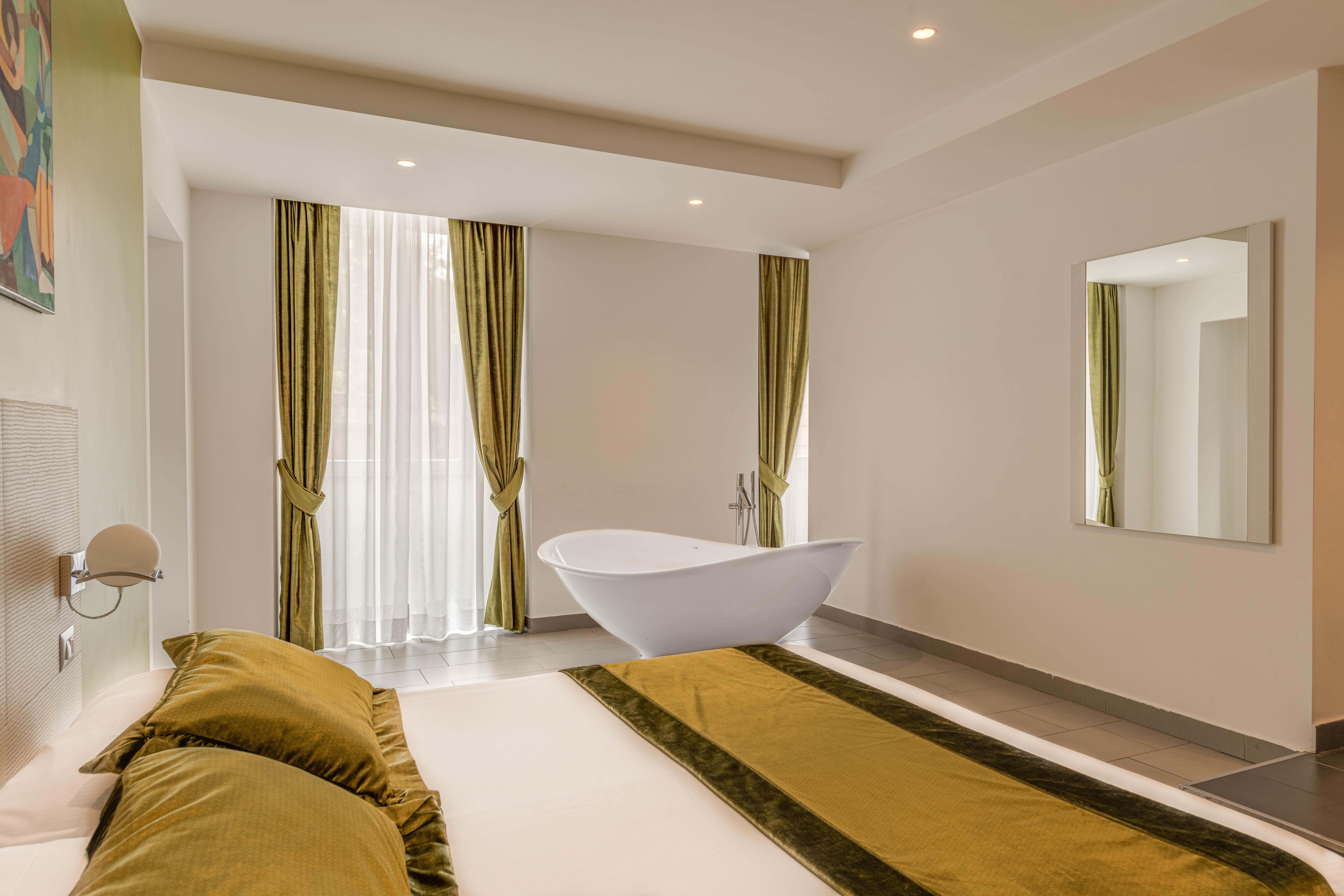 Trevi Palace Hotel Рим Экстерьер фото