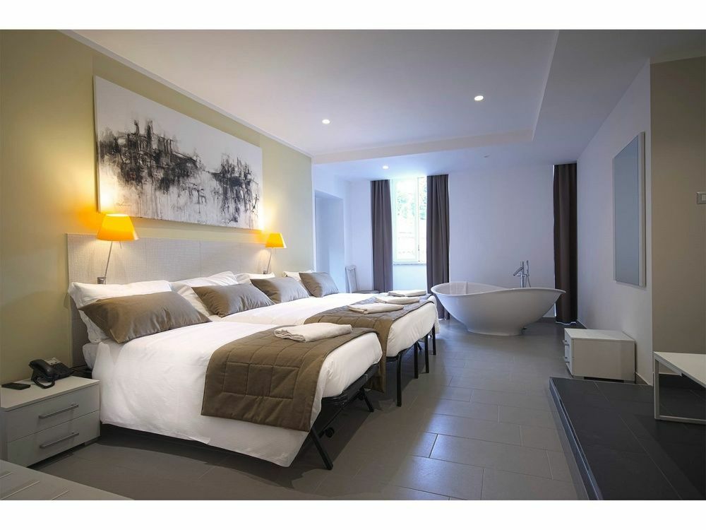 Trevi Palace Hotel Рим Экстерьер фото